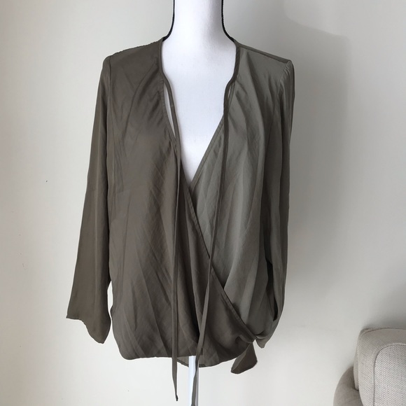 UO Kimchi Blue Bianca Tie Neck Surplice Blouse - Picture 5 of 8